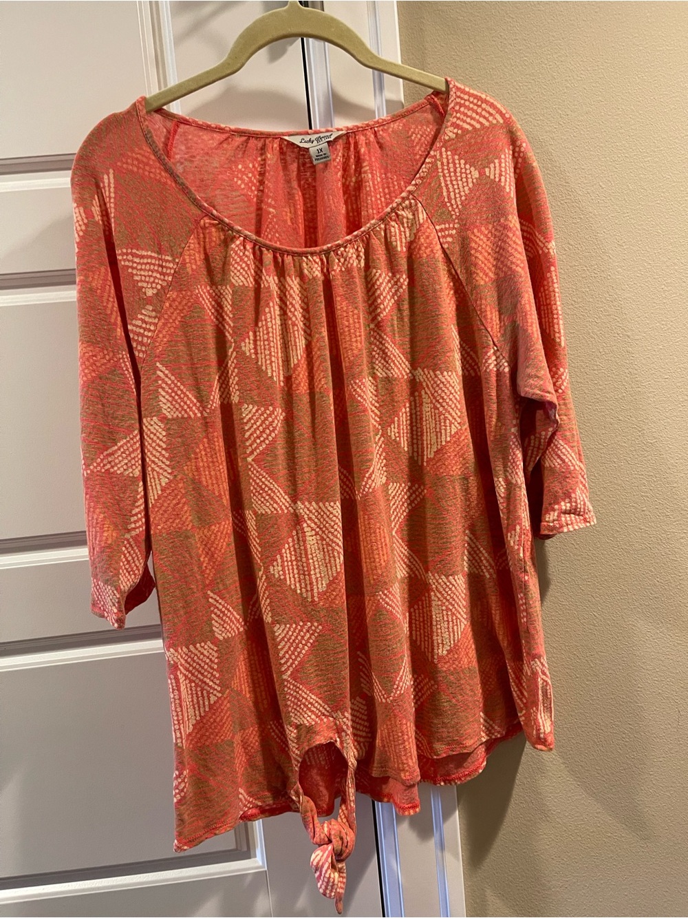 Lucky Brand Coral Geometric Tie-Hem Top
